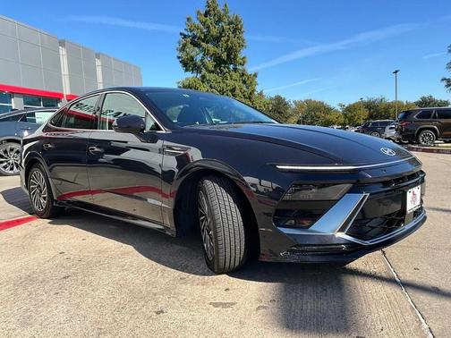 2024 Hyundai SONATA Hybrid SE