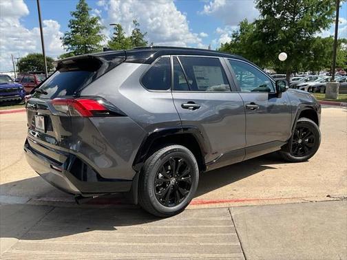 2025 Toyota RAV4 Hybrid SE