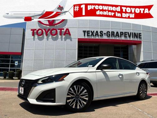 Glacier White 2025 Nissan Altima 2.5 SV