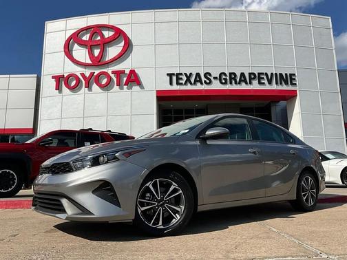 2024 Kia Forte LXS