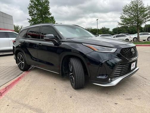 2022 Toyota Highlander XSE