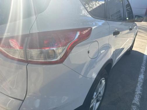 2014 Ford Escape S
