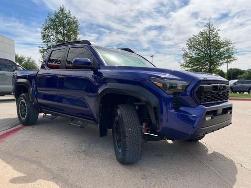 2024 Toyota Tacoma TRD Off Road