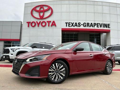 Scarlet Ember 2025 Nissan Altima 2.5 SV
