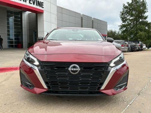Scarlet Ember 2025 Nissan Altima 2.5 SV