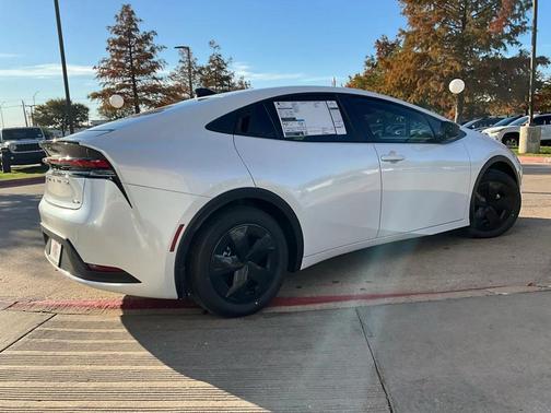 2026 Toyota Prius LE