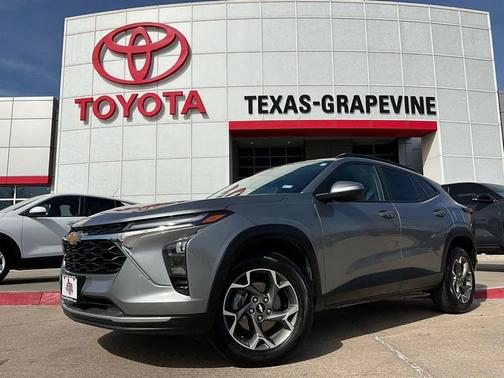 2025 Chevrolet Trax LT