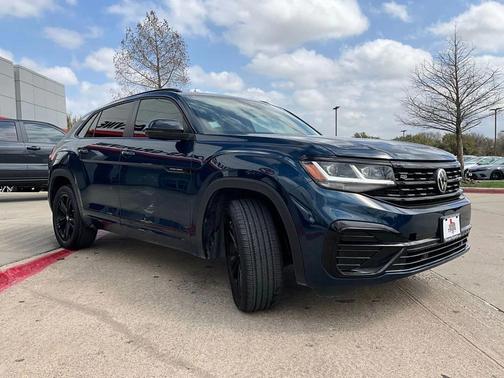 2022 Volkswagen Atlas Cross Sport 3.6L V6 SEL R-Line