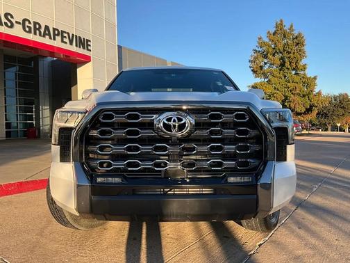 2024 Toyota Tundra Platinum