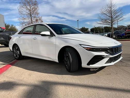 2025 Hyundai ELANTRA HEV Limited