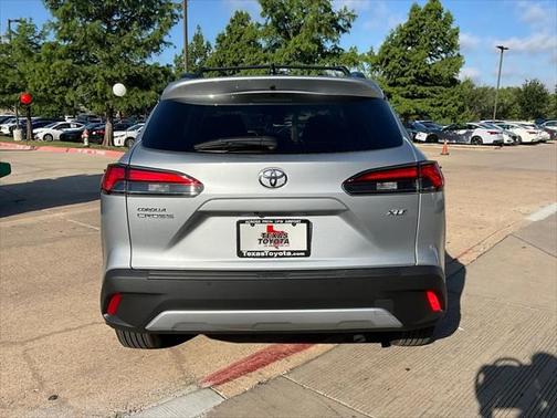 2025 Toyota Corolla Cross XLE