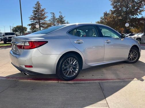2018 Lexus ES 350 Base