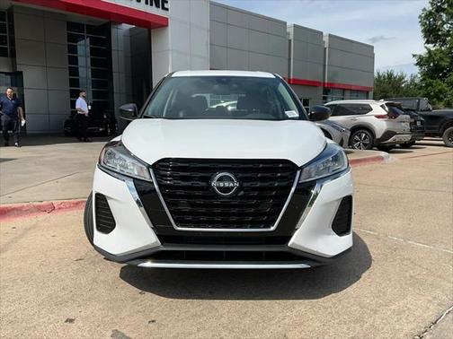 2024 Nissan Kicks S