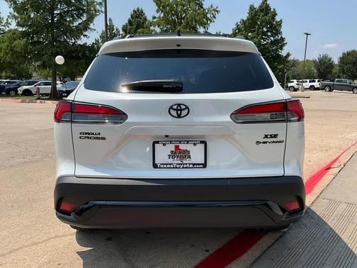 2026 Toyota Corolla Hybrid SE