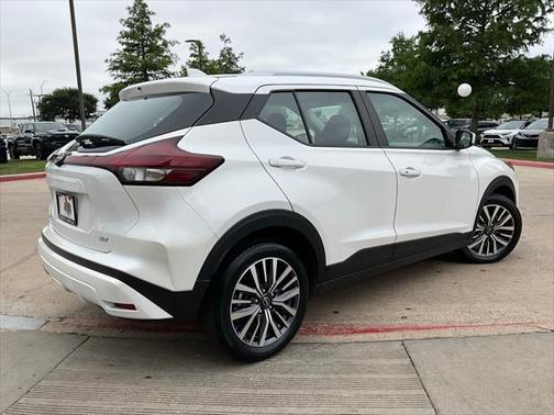 2024 Nissan Kicks SV
