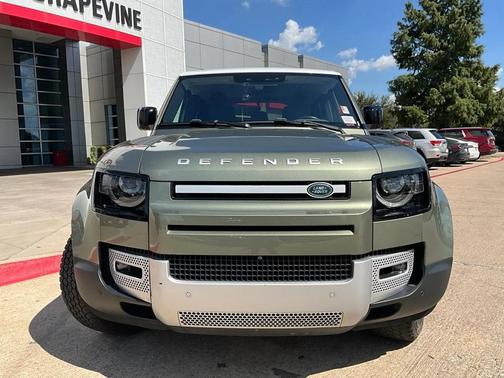 2020 Land Rover Defender 110 SE