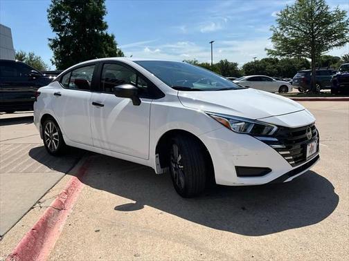 2024 Nissan Versa 1.6 S