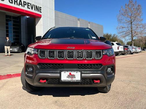 Red Hot Pearlcoat 2025 Jeep Compass Trailhawk
