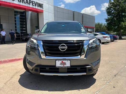 2024 Nissan Pathfinder SL FWD