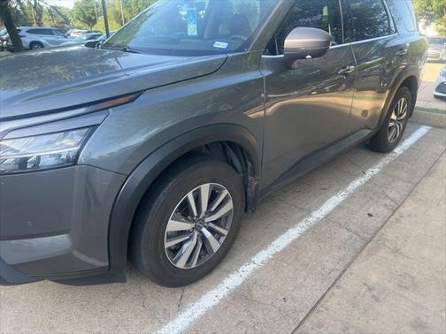 2024 Nissan Pathfinder SL FWD