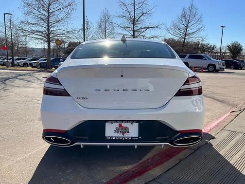 2025 Genesis G70 2.5T RWD