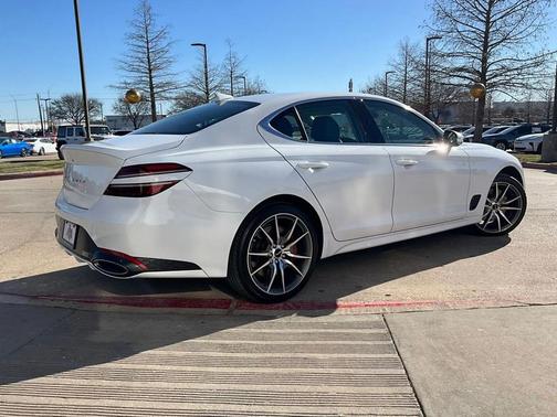 2025 Genesis G70 2.5T RWD