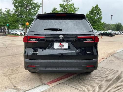 2025 Toyota Grand Highlander Hybrid XLE