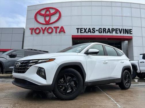2022 Hyundai TUCSON SE