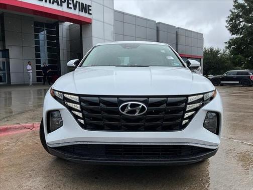 2022 Hyundai TUCSON SE