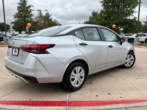 2024 Nissan Versa 1.6 S