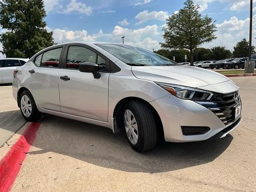 2024 Nissan Versa 1.6 S
