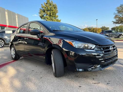 2024 Nissan Versa 1.6 S