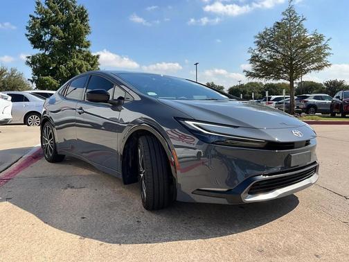 2024 Toyota Prius XLE