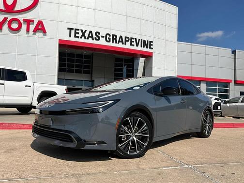 2024 Toyota Prius XLE