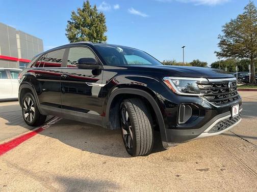 2025 Volkswagen Atlas Cross Sport 2.0T SE w/Technology 4MOTION