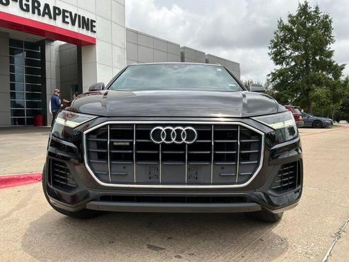 Night Black 2019 Audi Q8 3.0T Premium