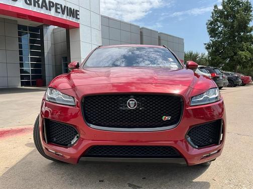 2019 Jaguar F-PACE S
