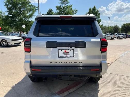 2025 Toyota 4Runner TRD Off Road