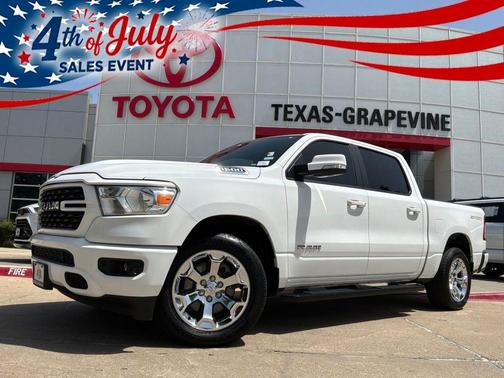 Bright White Clearcoat 2022 RAM 1500 Big Horn/Lone Star