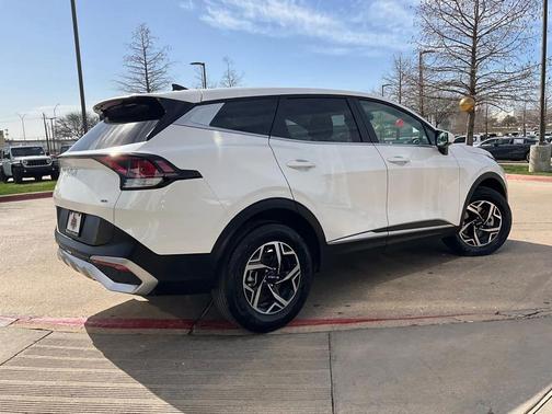 2025 Kia Sportage LX