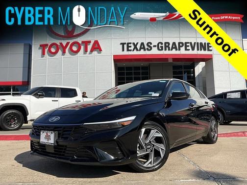 2025 Hyundai ELANTRA SEL