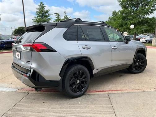 2025 Toyota RAV4 Hybrid SE
