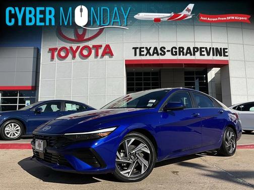 2025 Hyundai ELANTRA SEL