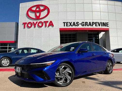 2025 Hyundai ELANTRA SEL