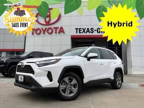 2024 Toyota RAV4 Hybrid XLE