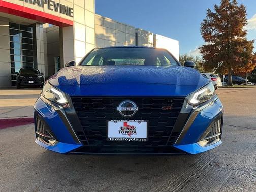 2025 Nissan Altima SR FWD