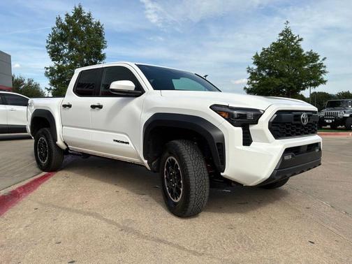 Ice Cap 2025 Toyota Tacoma SR5