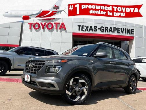 2025 Hyundai VENUE SEL