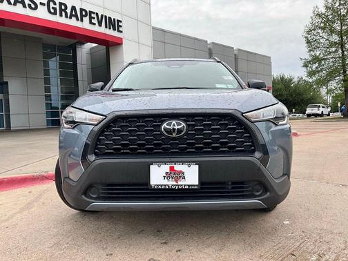 Blue Crush Metallic 2025 Toyota Corolla Cross LE