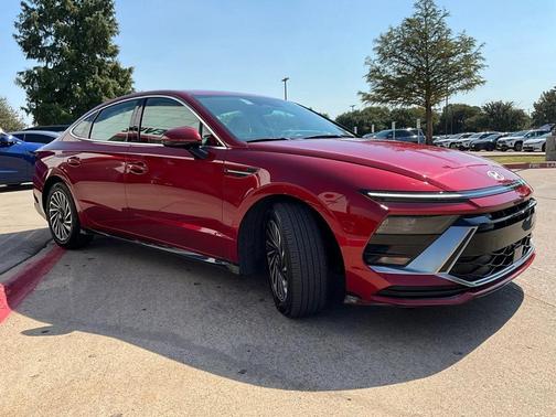 2024 Hyundai SONATA Hybrid SE